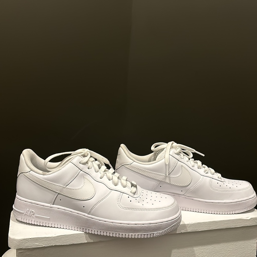 New Nike Air Force Men’s Sneakers